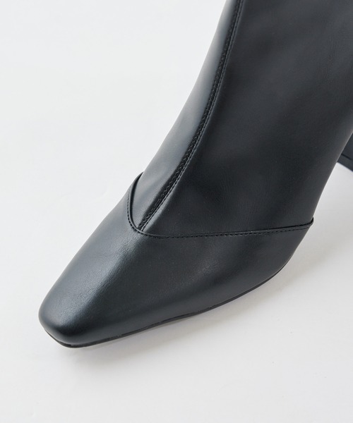 MIIA（ミーア）の「【入荷禁止】フェイクレザーショートブーツ（ブーツ・レディース・ブラック/オフホワイト・MEDIUM/LARGE）」の11枚目の写真