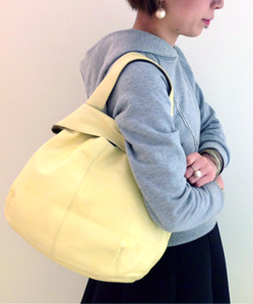 PAPILLONNER（パピヨネ）の「バイカラーUSAGI（トートバッグ・レディース・アイボリー/イエロー/ブルー/エメラルド/ネイビー/ピンク/グレー/ターコイズブルー・FREE）」の7枚目の写真