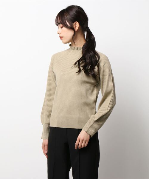 Te chichi(テチチ)の「リブスタンドフリルニット(ニット/セーター・レディース・オフホワイト/グリーン/ブラック・フリ-)」の7枚目の写真