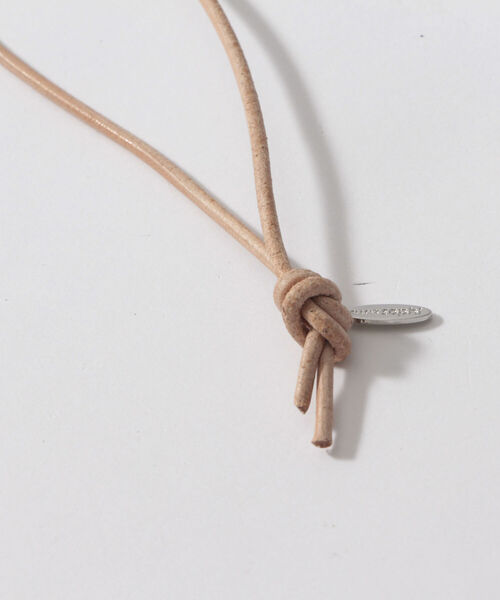 NOLLEY’S Sophi（ノーリーズソフィ）の「リングトップ革ヒモネックレス（ネックレス・レディース・ゴールド/シルバー・FREE）」の6枚目の写真