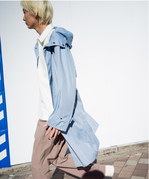 DESCENTE PAUSE（デサントポーズ）の「【デサントPAUSE】フーデッドオーバーコート / HOODED OVER COAT　耐久撥水　防風　パッカブル（その他アウター・メンズ・オレンジ/グレー/ブルー/ブラック・LARGE/SMALL/MEDIUM/X-LARGE）」の6枚目の写真