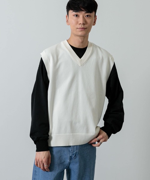 SENSE OF PLACE by URBAN RESEARCH（センスオブプレイスバイアーバンリサーチ）の「『sakasa×SOP』ストレッチVネックベスト（ベスト・メンズ・ベージュ/アイボリー/ブラック/ブルー/ブラック系その他・MEDIUM/LARGE）」の6枚目の写真