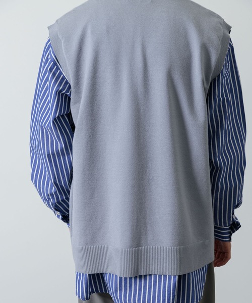 SENSE OF PLACE by URBAN RESEARCH（センスオブプレイスバイアーバンリサーチ）の「『sakasa×SOP』ストレッチVネックベスト（ベスト・メンズ・ベージュ/アイボリー/ブラック/ブルー/ブラック系その他・MEDIUM/LARGE）」の19枚目の写真