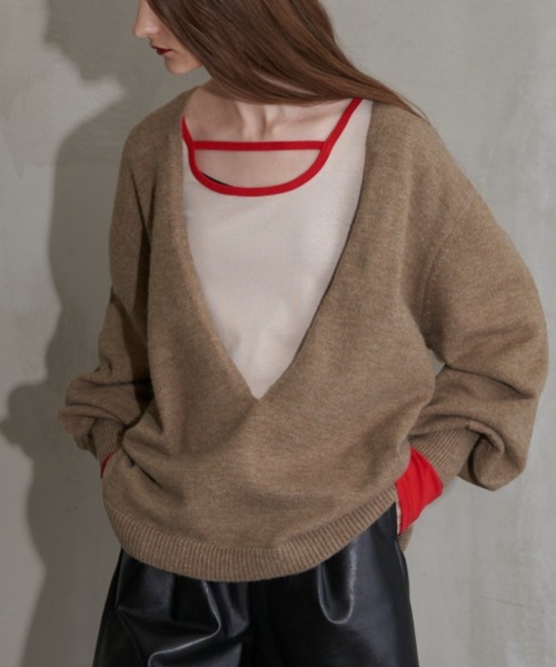 Solace(ソレイス)の「Uネックバイカラートップス(Tシャツ/カットソー・レディース・ブラック/レッド/ブルー/ネイビー/ブラック系その他・FREE)」の13枚目の写真