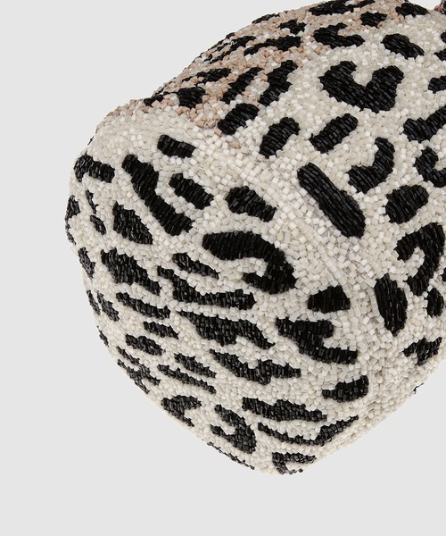 GANNI(ガニー)の「Hand Beaded Accessories(クラッチバッグ・レディース・その他2/その他3/レオパード・ONE SIZE)」の5枚目の写真