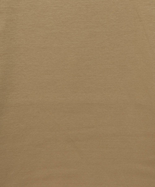 ESTNATION(エストネーション)の「【CLASSY. 11月号 掲載】ESTNATION / コットンスムースクルーネックTシャツ(Tシャツ/カットソー・レディース・ブラック/ベージュ/ネイビー/オフホワイト/グリーン/ブラウン・FREE)」の8枚目の写真