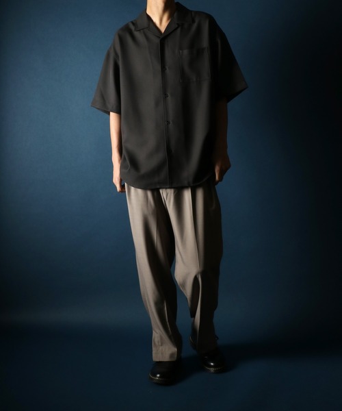 ANPAS（アンパス）の「ANPAS Twill Fabric Oversize Open Collar Shirt/ANPAS 別注 ツイル オーバーサイズ オープンカラーシャツ（シャツ/ブラウス・メンズ・ホワイト/チャコールグレー/ライトグレー/ブラック/ダークグリーン/ブルー/グレイッシュベージュ・M/L）」の16枚目の写真
