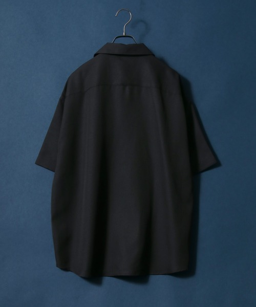 ANPAS（アンパス）の「ANPAS Twill Fabric Oversize Open Collar Shirt/ANPAS 別注 ツイル オーバーサイズ オープンカラーシャツ（シャツ/ブラウス・メンズ・ホワイト/チャコールグレー/ライトグレー/ブラック/ダークグリーン/ブルー/グレイッシュベージュ・M/L）」の17枚目の写真