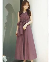 バックタックフレアタイプライターワンピース