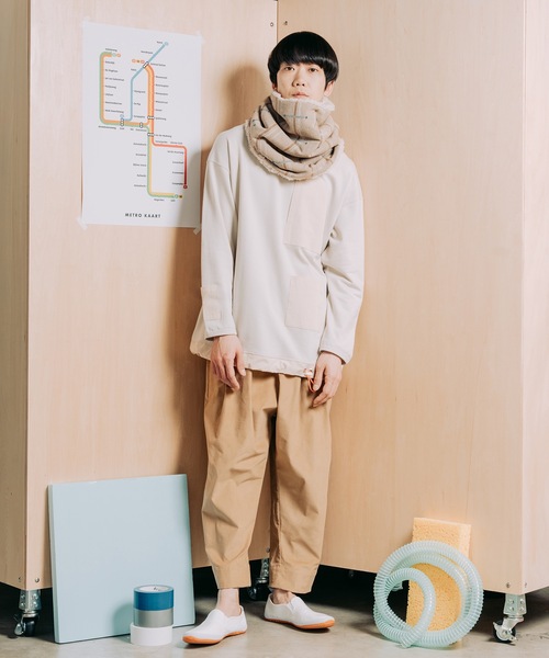 sneeuw（スニュウ）の「ノスタルジックJQネックウォーマー（ネックウォーマー/スヌード・レディース・チャコールグレー/ブラウン・ONESIZE）」の3枚目の写真