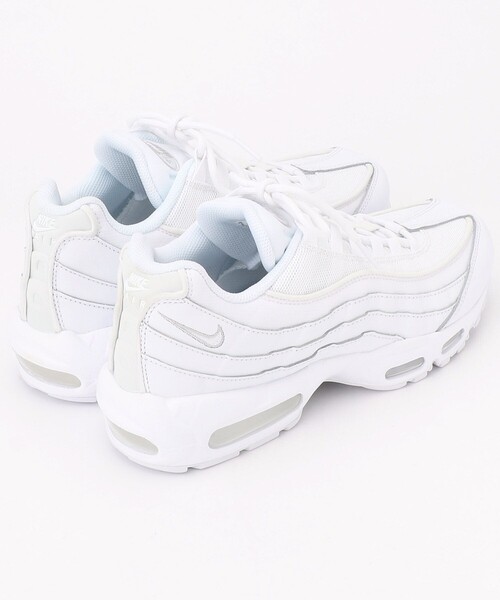 NIKE（ナイキ）の「NIKE/ナイキ WEB限定 NIKE AIRMAX95ES-2/ナイキ エアマックス95エッセンシャル（スニーカー・メンズ・ホワイト・26.0cm/27.0cm/28.0cm）」の6枚目の写真