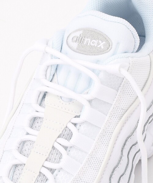 NIKE（ナイキ）の「NIKE/ナイキ WEB限定 NIKE AIRMAX95ES-2/ナイキ エアマックス95エッセンシャル（スニーカー・メンズ・ホワイト・26.0cm/27.0cm/28.0cm）」の8枚目の写真