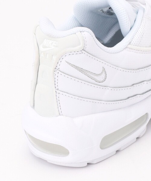 NIKE（ナイキ）の「NIKE/ナイキ WEB限定 NIKE AIRMAX95ES-2/ナイキ エアマックス95エッセンシャル（スニーカー・メンズ・ホワイト・26.0cm/27.0cm/28.0cm）」の9枚目の写真