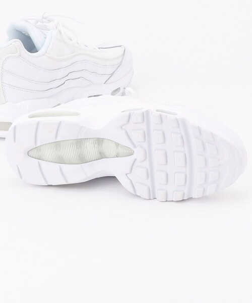NIKE（ナイキ）の「NIKE/ナイキ WEB限定 NIKE AIRMAX95ES-2/ナイキ エアマックス95エッセンシャル（スニーカー・メンズ・ホワイト・26.0cm/27.0cm/28.0cm）」の10枚目の写真