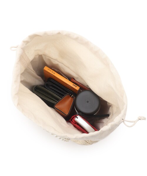 couture brooch（クチュールブローチ）の「◆【定番人気！】フェイクパールハンドルペーパートート（ハンドバッグ・レディース・ブラック/ナチュラル・00）」の4枚目の写真