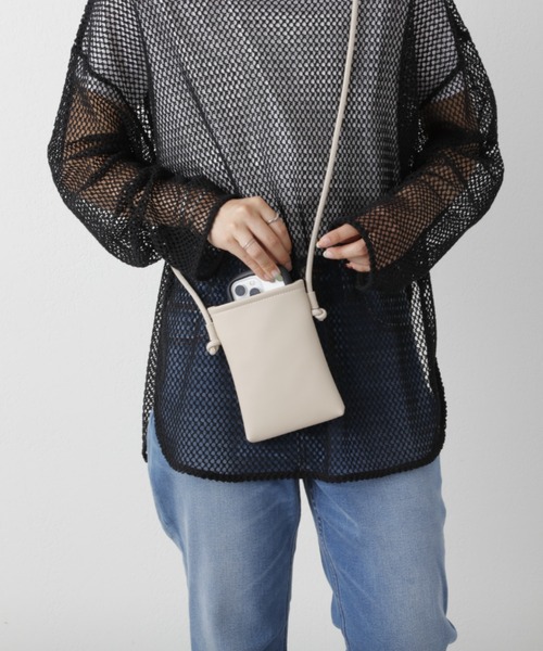 CIAOPANIC TYPY(チャオパニックティピー)の「フェイクレザーネックポーチ(ショルダーバッグ・メンズ・アイボリー/ブラック/ブラウン/オレンジ・ONE SIZE)」の8枚目の写真