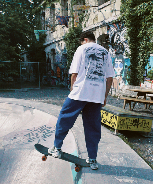 JOURNAL STANDARD(ジャーナルスタンダード)の「【WEB限定】ddp/ディーディーピー×JS 別注 アーカイブ グラフィック Tシャツ(Tシャツ/カットソー・メンズ・ブラック系その他/ブラック/ホワイト/ホワイト系その他・X-LARGE/MEDIUM/LARGE)」の11枚目の写真