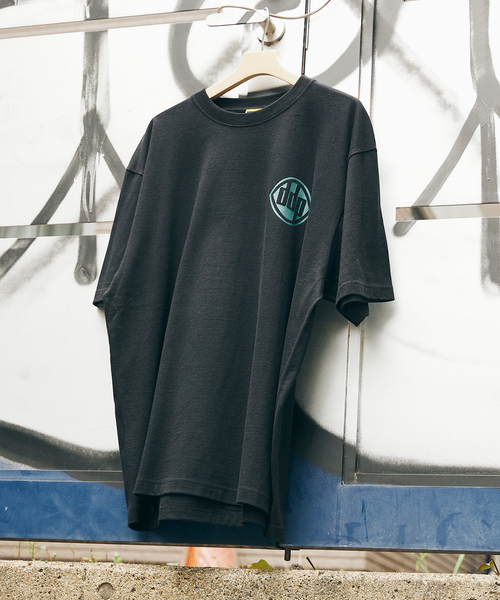 JOURNAL STANDARD(ジャーナルスタンダード)の「【WEB限定】ddp/ディーディーピー×JS 別注 アーカイブ グラフィック Tシャツ(Tシャツ/カットソー・メンズ・ブラック系その他/ブラック/ホワイト/ホワイト系その他・X-LARGE/MEDIUM/LARGE)」の20枚目の写真