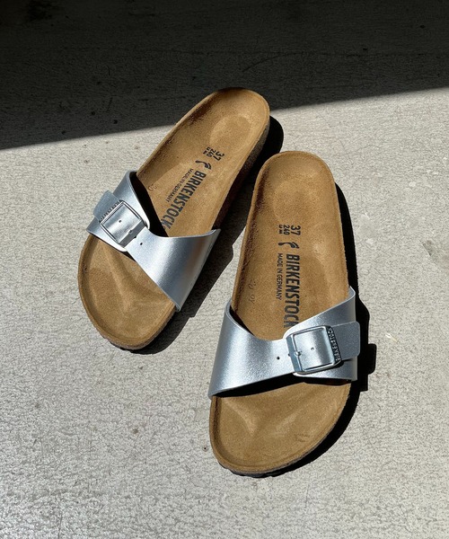 BIRKENSTOCK（ビルケンシュトック）の「【BIRKENSTOCK/ビルケンシュトック】 MADRID（サンダル・レディース・シルバー/ゴールド・38/36/37）」の2枚目の写真