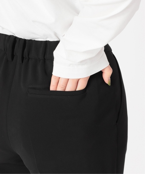 VERMEIL par iena(ヴェルメイユパーイエナ)の「《追加》ダブルクロス ストレッチパンツ(スラックス・レディース・ブラック・38/36/40)」の14枚目の写真