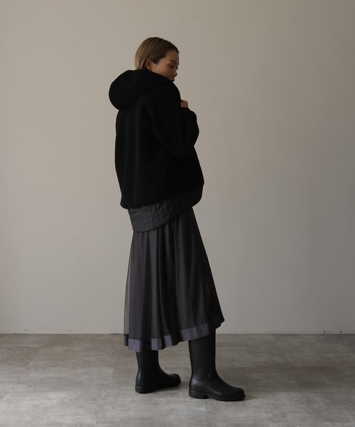 HERENCIA(ヘレンチア)の「キルトドッキング ボアフリース パーカー(その他アウター・レディース・オフホワイト/ブラック・MEDIUM)」の18枚目の写真