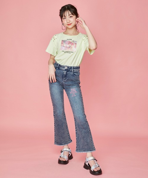 JENNI love(ジェニィラブ)の「ケミカルデニムフレアロングパンツ(デニムパンツ・キッズ・ブルー/ブラック・130cm/140cm/160cm/150cm)」の8枚目の写真