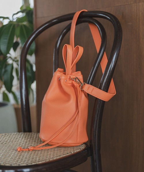 Andemiu（アンデミュウ）の「キンチャクミニショルダー280578（ショルダーバッグ・レディース・ホワイト/オレンジ/グレー・FREE）」の3枚目の写真