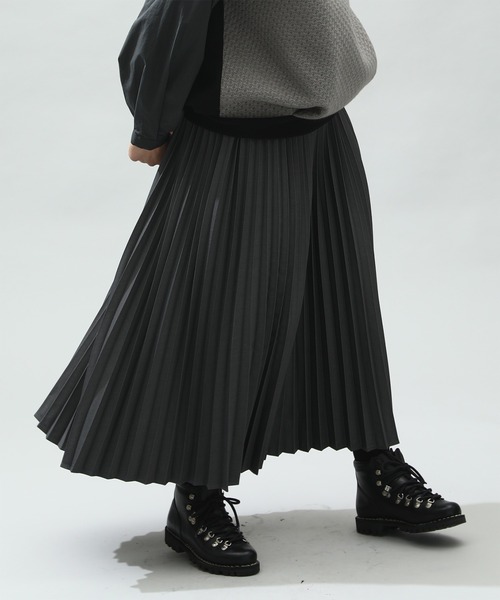 Kelen(ケレン)の「「KELEN / ケレン」RITZ / ACCORDION SKIRT(スカート・レディース・ブラック/イエロー/チャコールグレー/グリーン・M/S)」の3枚目の写真