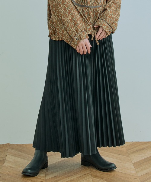 Kelen(ケレン)の「「KELEN / ケレン」RITZ / ACCORDION SKIRT(スカート・レディース・ブラック/イエロー/チャコールグレー/グリーン・M/S)」の2枚目の写真