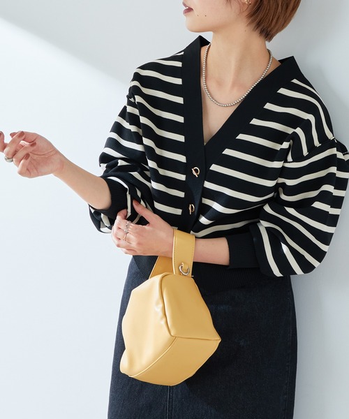 natural couture（ナチュラルクチュール）の「WEB限定カラーあり/プチプラハトメバー釦おしゃれカーディガン（カーディガン/ボレロ・レディース・ブラック/ネイビー/ブラウン/グリーン/アイボリー/ラベンダー/その他1/グレイッシュベージュ・FREE）」の8枚目の写真