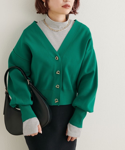 natural couture（ナチュラルクチュール）の「WEB限定カラーあり/プチプラハトメバー釦おしゃれカーディガン（カーディガン/ボレロ・レディース・ブラック/ネイビー/ブラウン/グリーン/アイボリー/ラベンダー/その他1/グレイッシュベージュ・FREE）」の5枚目の写真