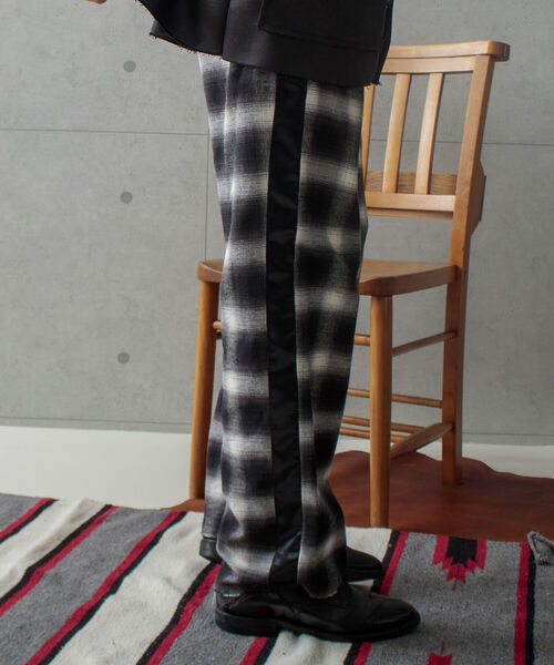 GLOSTER（グロスター）の「【GLOSTER/グロスター】オンブレ チェック イージーパンツ カットオフ サイドライン（その他パンツ・メンズ・ブラック系その他・M/L）」の12枚目の写真