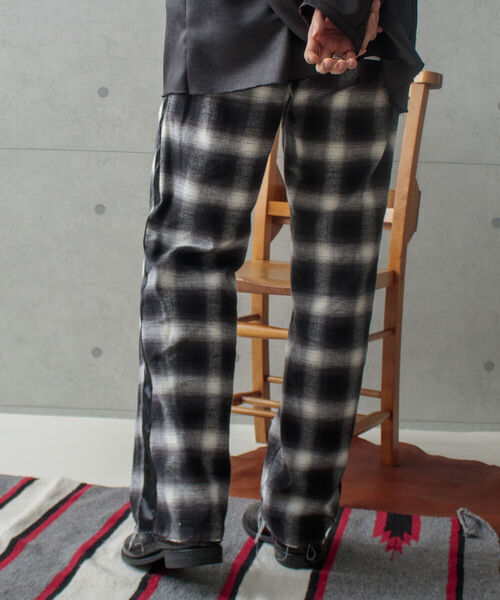 GLOSTER（グロスター）の「【GLOSTER/グロスター】オンブレ チェック イージーパンツ カットオフ サイドライン（その他パンツ・メンズ・ブラック系その他・M/L）」の13枚目の写真