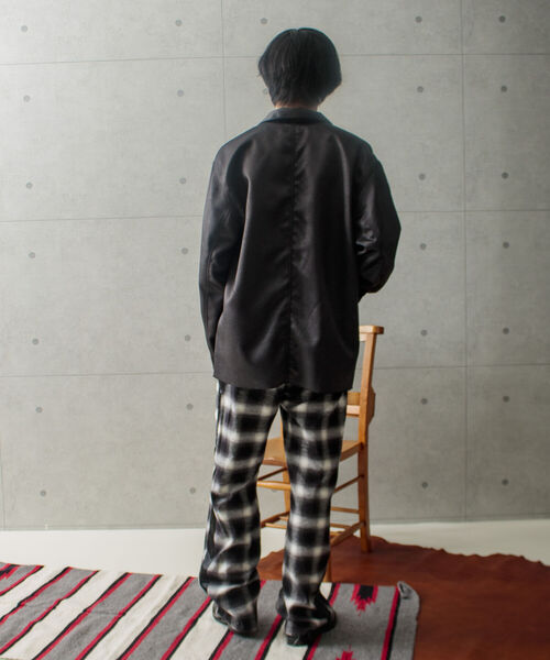 GLOSTER（グロスター）の「【GLOSTER/グロスター】オンブレ チェック イージーパンツ カットオフ サイドライン（その他パンツ・メンズ・ブラック系その他・M/L）」の16枚目の写真