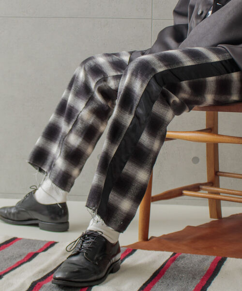 GLOSTER（グロスター）の「【GLOSTER/グロスター】オンブレ チェック イージーパンツ カットオフ サイドライン（その他パンツ・メンズ・ブラック系その他・M/L）」の17枚目の写真