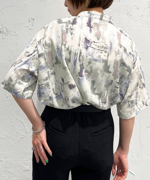 apres jour mignon(アプレジュールミニョン)の「柄バンドカラーシャツ【ZOZOTOWN限定アイテム】(シャツ/ブラウス・レディース・パープル/ブラック系その他/ブラック・X-LARGE/フリー)」の17枚目の写真