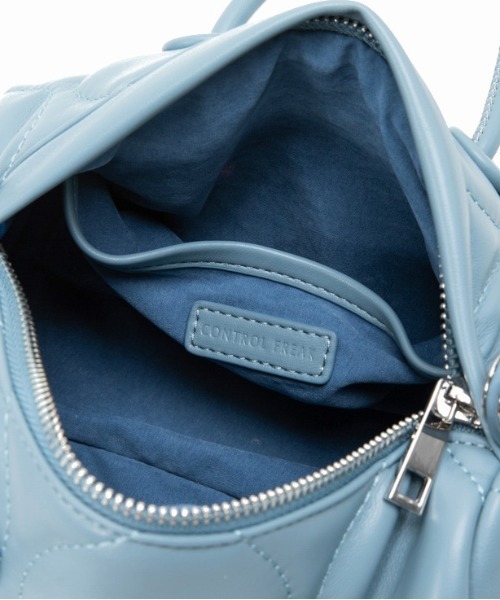 CONTROL FREAK / CTFK（コントロールフリーク）の「CONTROL FREAK(コントロールフリーク)キルティングドラム（ショルダーバッグ・レディース・ブラック/ベージュ/シルバー/ブルー・FREE）」の18枚目の写真
