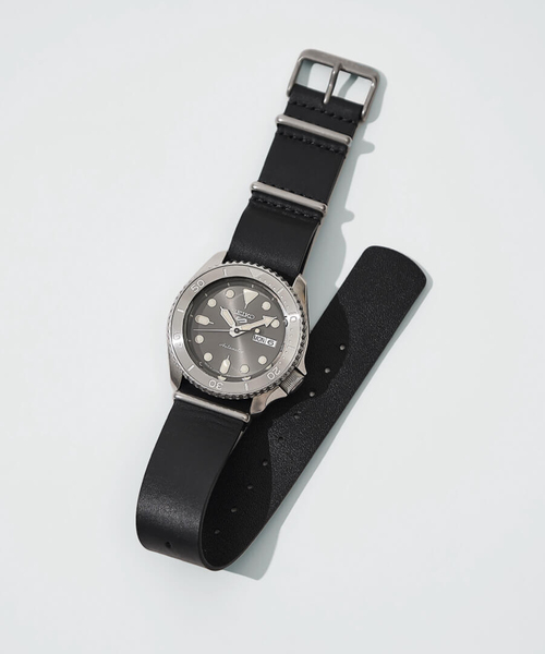 SEIKO 5（セイコーファイブ）の「SEIKO 5sports / セイコー×JOURNAL STANDARD 別注 SKX LIMITED（アナログ腕時計・メンズ・その他・FREE）」の3枚目の写真