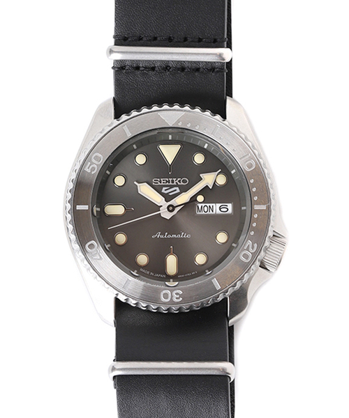 SEIKO 5（セイコーファイブ）の「SEIKO 5sports / セイコー×JOURNAL STANDARD 別注 SKX LIMITED（アナログ腕時計・メンズ・その他・FREE）」の6枚目の写真