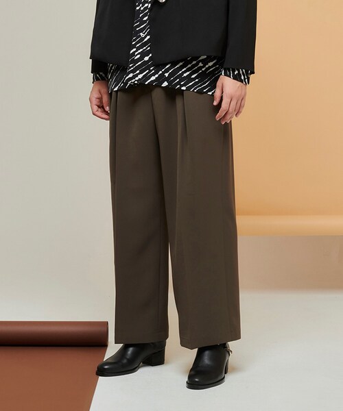 tk.TAKEO KIKUCHI（ティーケータケオキクチ）の「◆ギミックベルトダブルクロスパンツ（その他パンツ・メンズ・ブラウン系その他/アイボリー/ブラック・01/02/03）」の3枚目の写真