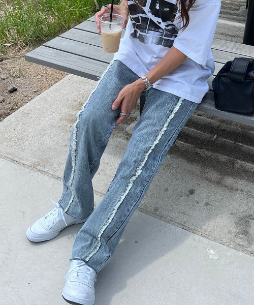 ISOOK(アイスー)の「Fringe design denims / フリンジデザインデニム(chiica select)(デニムパンツ・レディース・ブルー・SMALL)」の8枚目の写真