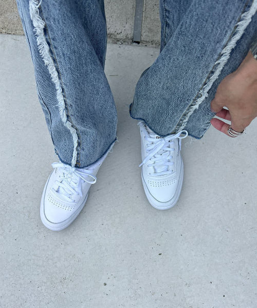 ISOOK(アイスー)の「Fringe design denims / フリンジデザインデニム(chiica select)(デニムパンツ・レディース・ブルー・SMALL)」の4枚目の写真