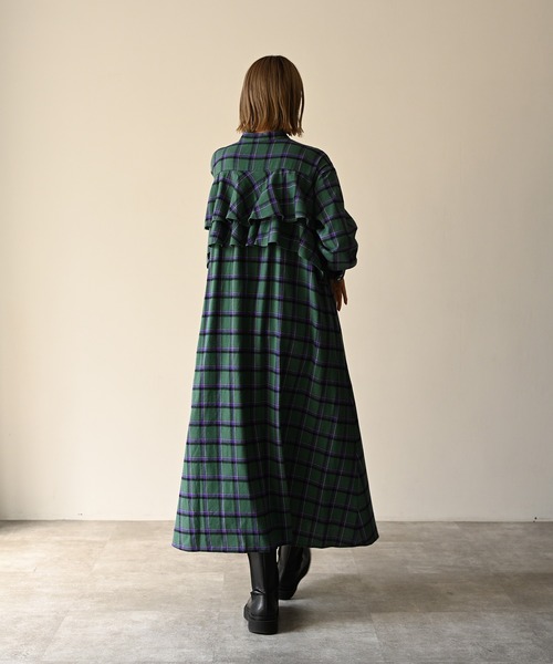 HERENCIA（ヘレンチア）の「バックシャンフリルチェック
