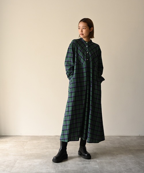 HERENCIA（ヘレンチア）の「バックシャンフリルチェック