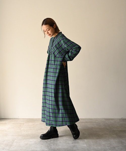 HERENCIA（ヘレンチア）の「バックシャンフリルチェックワンピース