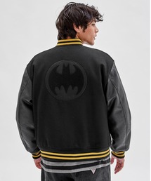 新品　GUESS　バットマン　コラボ　ホワイト　ジャケット　タグ付き　　XL 新品 GUESS バットマン コラボ ホワイト ジャケット タグ付き XL