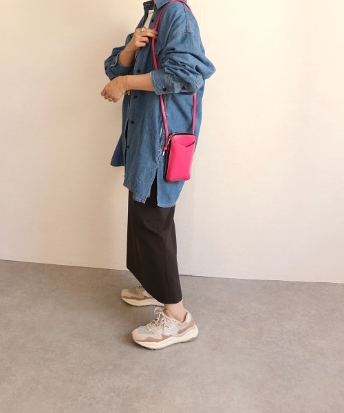 MIAN （ミアン）の「マルチモバイルショルダーバッグ（ショルダーバッグ・レディース・グレー/グリーン/ブラック/ピンク・FREE）」の7枚目の写真