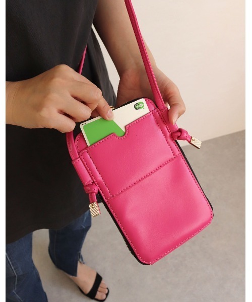 MIAN （ミアン）の「マルチモバイルショルダーバッグ（ショルダーバッグ・レディース・グレー/グリーン/ブラック/ピンク・FREE）」の12枚目の写真