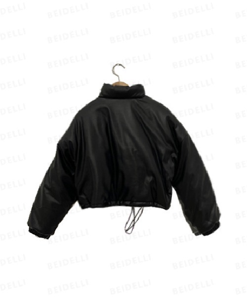 BEIDELLI（ベイデリー）の「[BELLIDE MADE] 2wayフェイクレザークロップドショート中綿ジャケット（ダウンジャケット/コート・レディース・ブラック/グレー・FREE）」の17枚目の写真