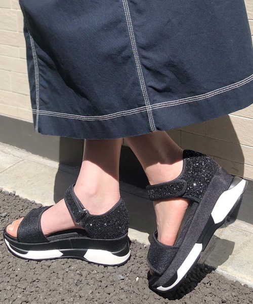 EVOL（イーボル）の「【EVOL】プラットフォームグリッターサンダル IU5073（サンダル・レディース・ベージュ/ブラック×ブラック/ブラック・XS/S/M/L/LL）」の22枚目の写真